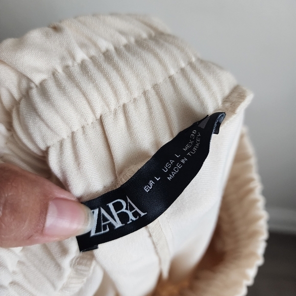 Zara Ivory High Waisted Pull On Tapered Trouser Pants W/Pockets Careerwear L - Picture 9 of 9